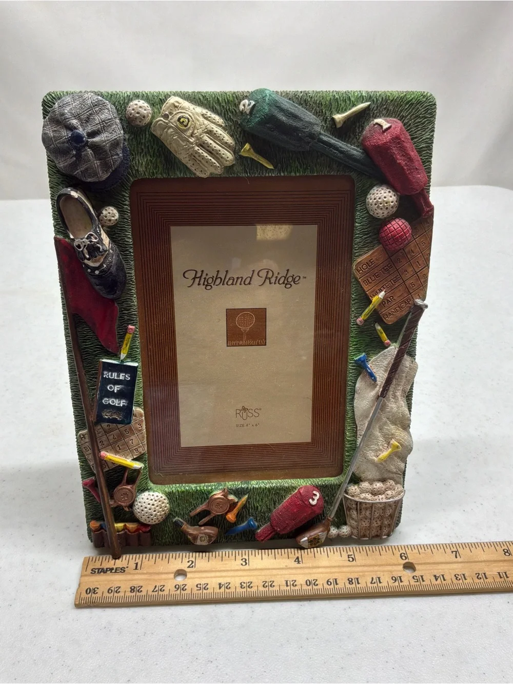 Russ Highland Ridge golf-themed picture frame, designed to hold a 4